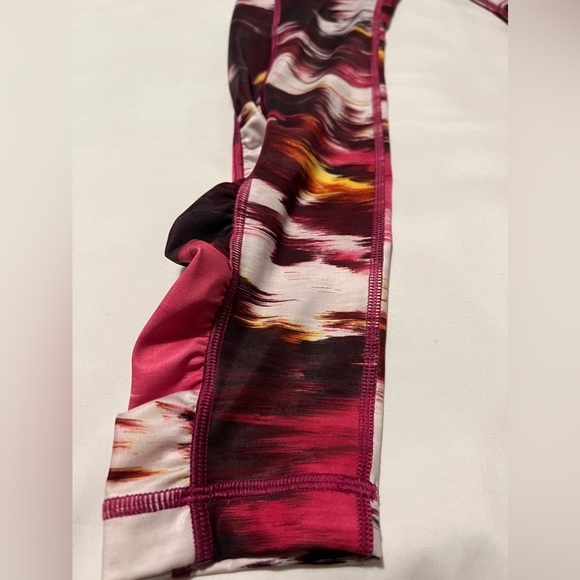 Lululemon Speed Tight IV *Full-On Luxtreme - Picture 5 of 10